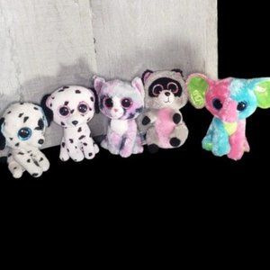 Want ALL for $10!? 💫>3/$30💫 - 5 TY beanies